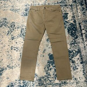 American Eagle khaki pants 33x30 - like new, worn once for an event.
